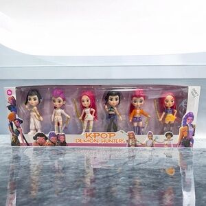 Toy figure Kpop Demon Hunters  Set - Multicolor
